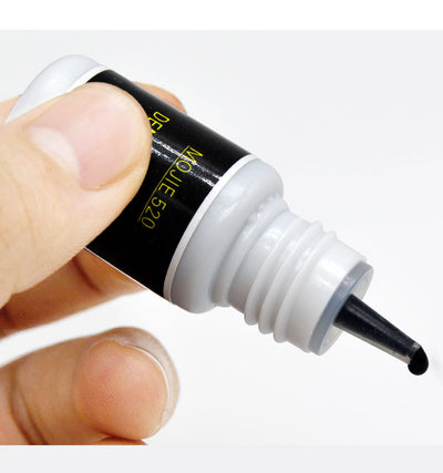 Long-Distorted Eyelash Glue