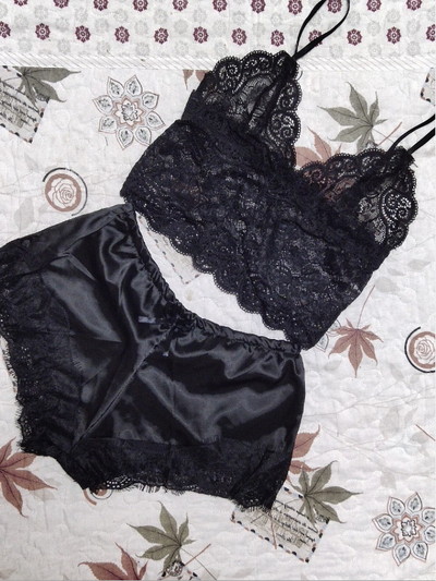 Lace Lingerie/Pyjamas Set