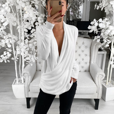 Low-Cut Long-Sleeved Blouse