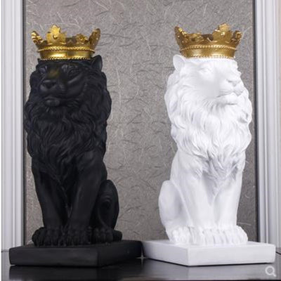 Crown Lion Ornament Statue