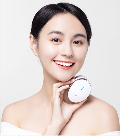 Multifunctional beauty cleansing instrument