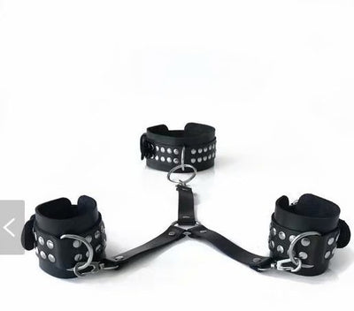 Leather backhand neckcuffs