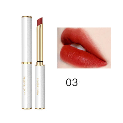 Moisturizing Velvet Lipstick