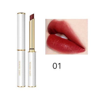 Moisturizing Velvet Lipstick